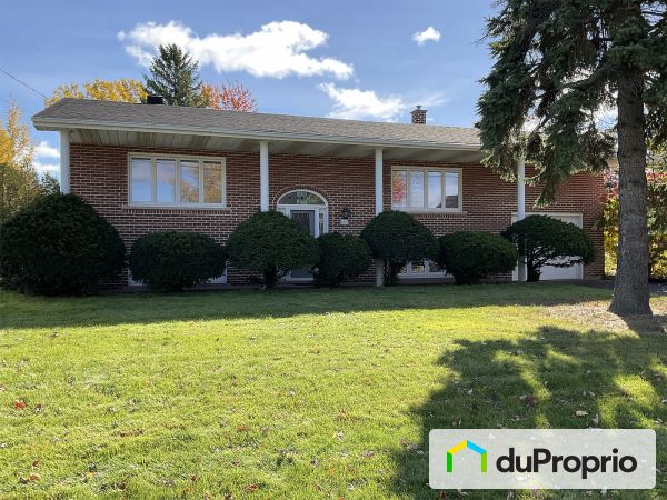 4817, rue Sainte-Thérèse, Contrecoeur à vendre