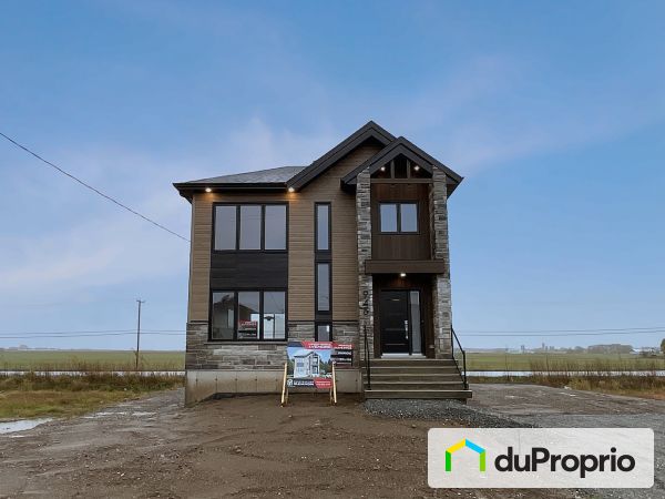 945 rue des Semences, St-Isidore for sale