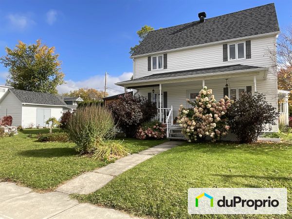 1761, rue Joule, Jonquière (Arvida) à vendre