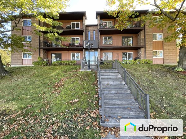 102-3026, rue des Chênes, Sherbrooke (Jacques-Cartier) à vendre