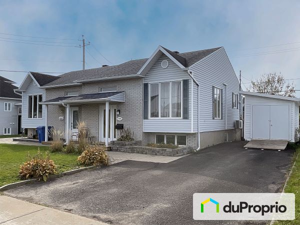 1108 rue Saint-Emilion, St-Émile for sale