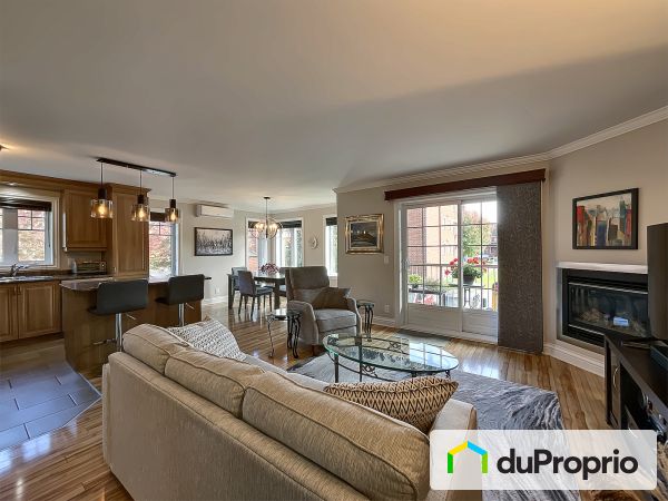 Overall View - 202-30 avenue Fouquet, Candiac for sale