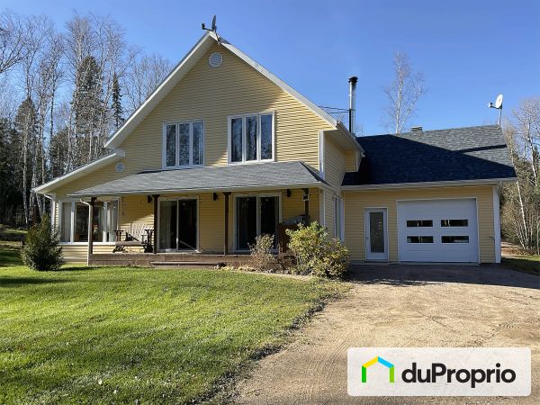 735, chemin de la Lièvre, Ste-Hedwidge à vendre