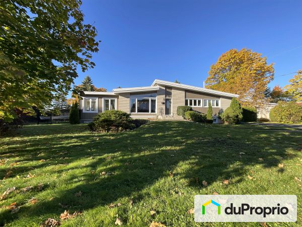700 rue Pigeon, Beloeil for sale