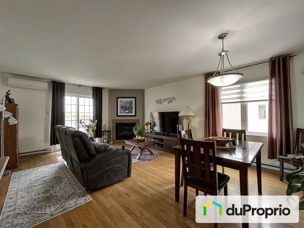 Salle à manger - 301-2916, rue Montcalm, Vaudreuil-Dorion à vendre