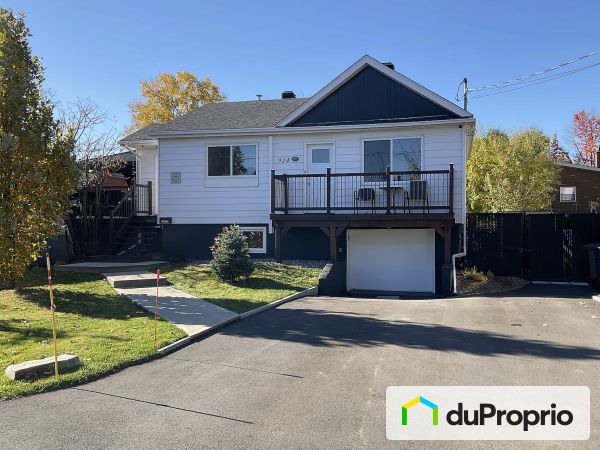 924, 10e Avenue, Fabreville à vendre